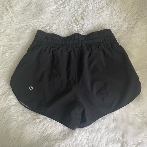 Lululemon choose a side reversible shorts - Picture 4 of 5